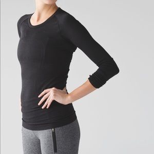 Lulu lemon swiftly tech long sleeve